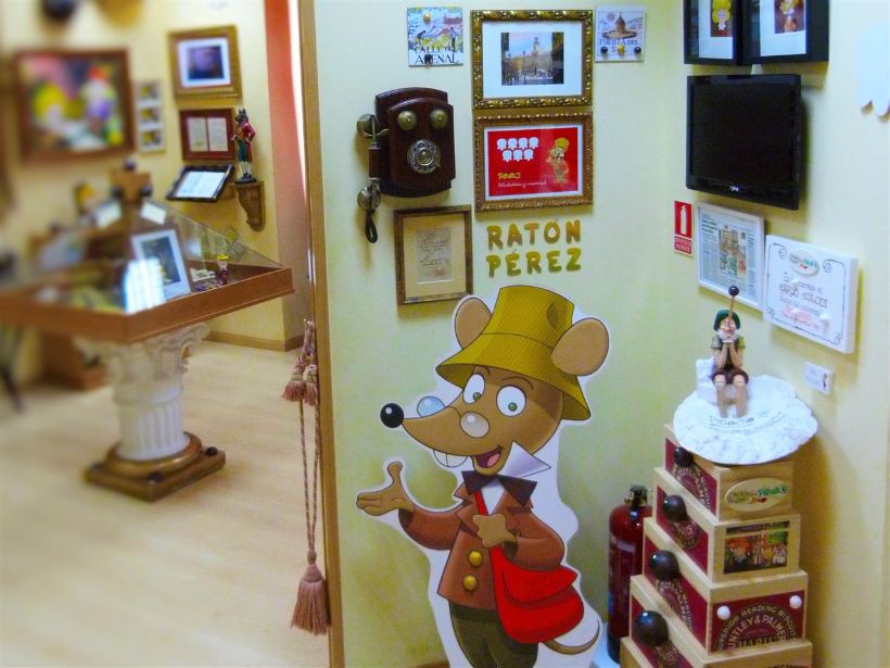 La Casita del Ratoncito Pérez se encuentra en Madrid, muy cerca de la Puerta del Sol