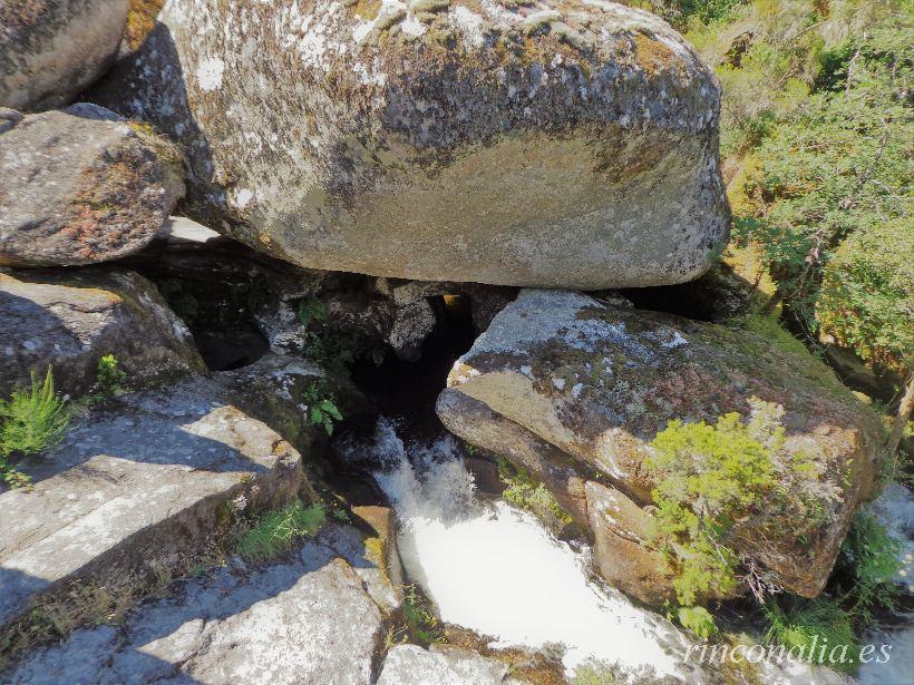 La ruta de la Cántara da Moura, un lugar con leyenda en la mitología gallega