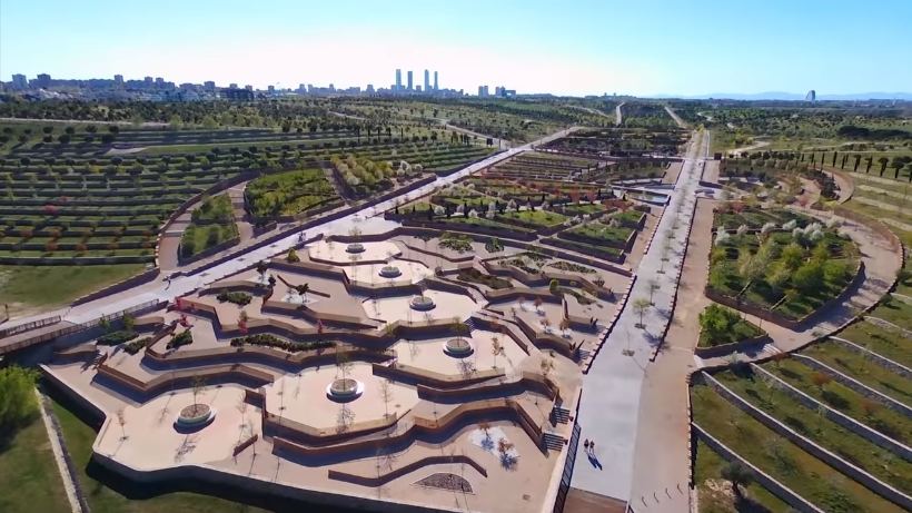 Parque Forestal de Valdebebas Felipe VI, el gran árbol de Madrid y su mayor parque urbano