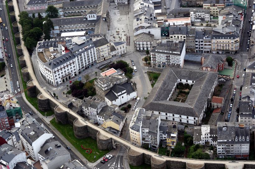 Muralla Romana de Lugo, la única del mundo que se conserva entera