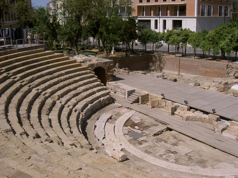 Teatro Romano de Málaga, al pie del monte Gibralfaro, junto a la Alcazaba