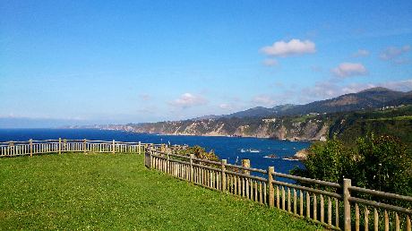 Campo de La Regalina, impresionantes vistas de la costa asturiana
